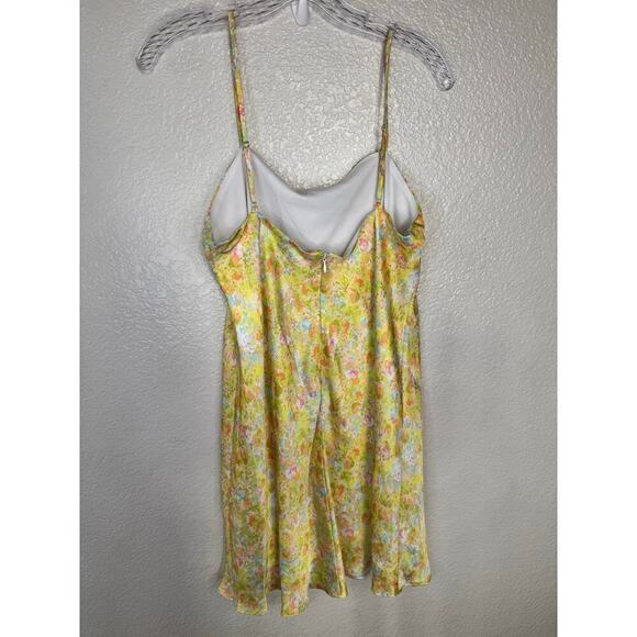 Morgan and Co. Yellow Floral Silk Mini Dress Size L - Picture 4 of 5